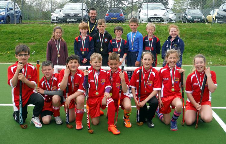 Ysgol Wdig win primary school hockey final  